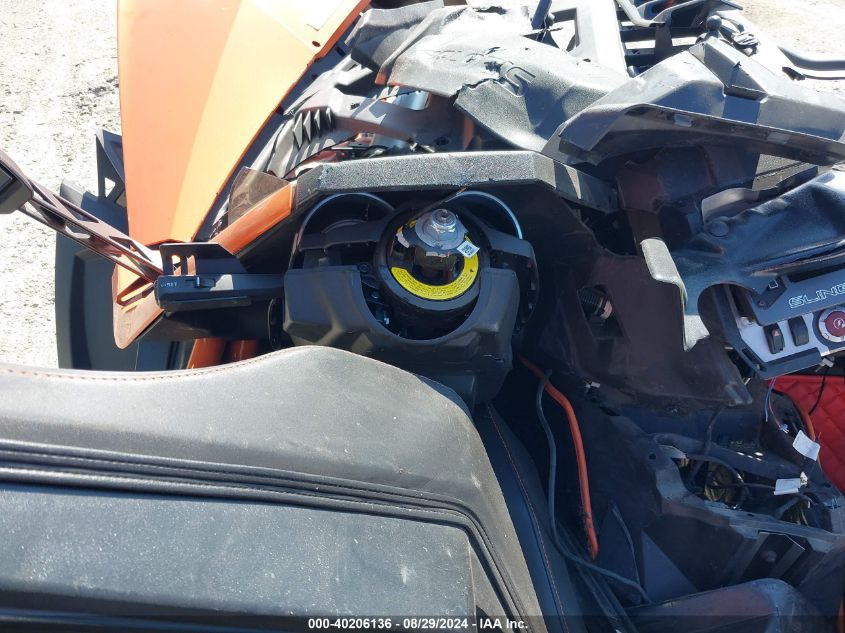 2017 Polaris Slingshot Slr VIN: 57XAARFA6H8119648 Lot: 40206136