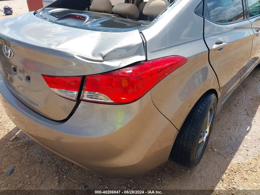 5NPDH4AE3DH279125 2013 Hyundai Elantra Gls