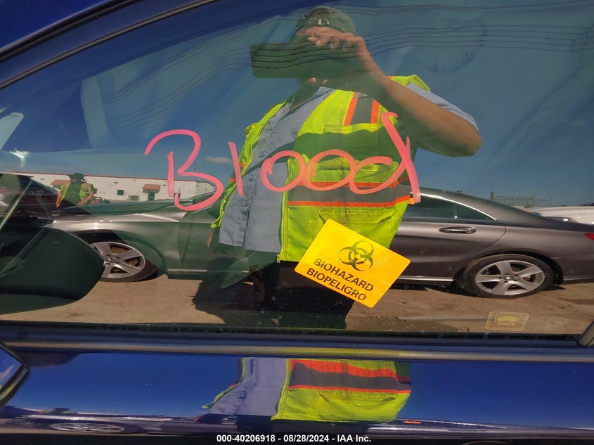 2020 TOYOTA COROLLA LE - JTDHPRAE7LJ055525