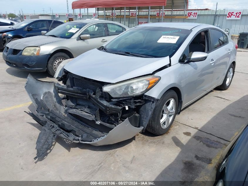 KNAFX4A65F5392353 2015 KIA FORTE - Image 2