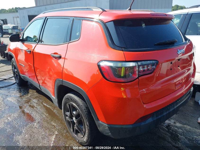 VIN 3C4NJCAB0JT214981 2018 JEEP COMPASS SPORT FWD