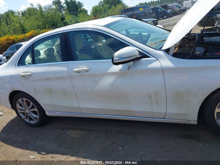 2015 Mercedes-Benz C 300 4Matic/Luxury 4Matic/Sport 4Matic VIN: 55SWF4KB1FU072462 Lot: 40207917