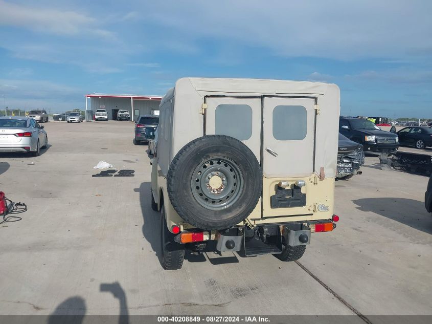 1981 Toyota Pickup VIN: FJ43100452 Lot: 40208849