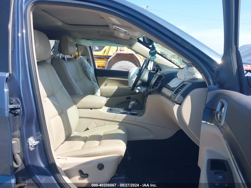 VIN 1C4RJFBG8LC164469 2020 JEEP GRAND CHEROKEE LIMITED 4X4
