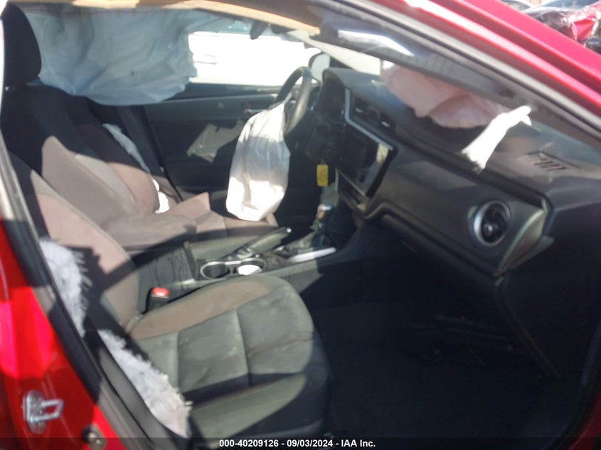 VIN 2T1BURHEXKC199150 2019 TOYOTA COROLLA LE