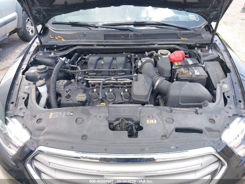 1FAHP2E82JG117828 2018 Ford Taurus Sel