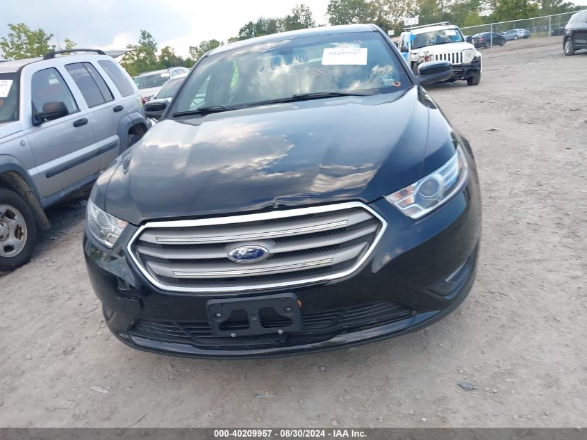 1FAHP2E82JG117828 2018 Ford Taurus Sel