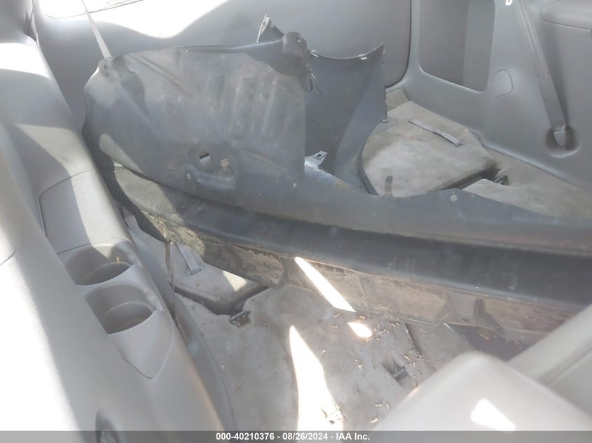 2005 Toyota Sienna Le VIN: 5TDZA23CX5S381687 Lot: 40210376