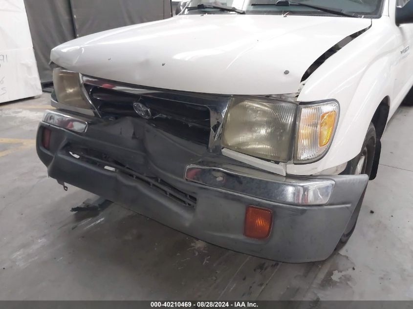 2000 Toyota Tacoma VIN: 5TEVL52N3YZ716146 Lot: 40210469