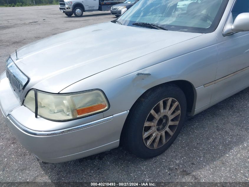 2007 Lincoln Town Car Signature VIN: 1LNHM81V17Y621366 Lot: 40210493