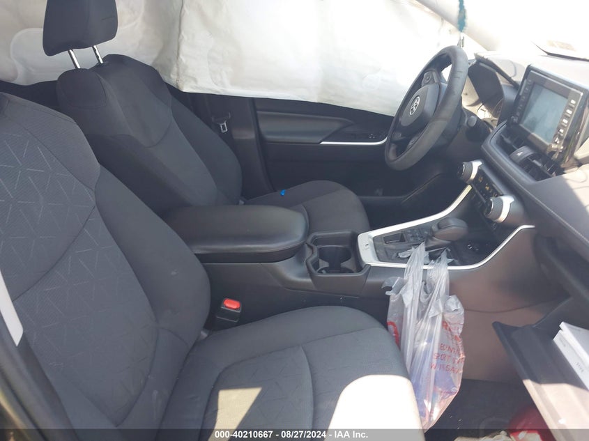 VIN 2T3P1RFV5KW011125 2019 TOYOTA RAV4 XLE