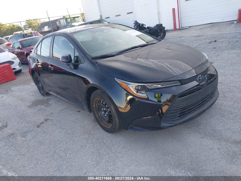 TOYOTA COROLLA LE 2024