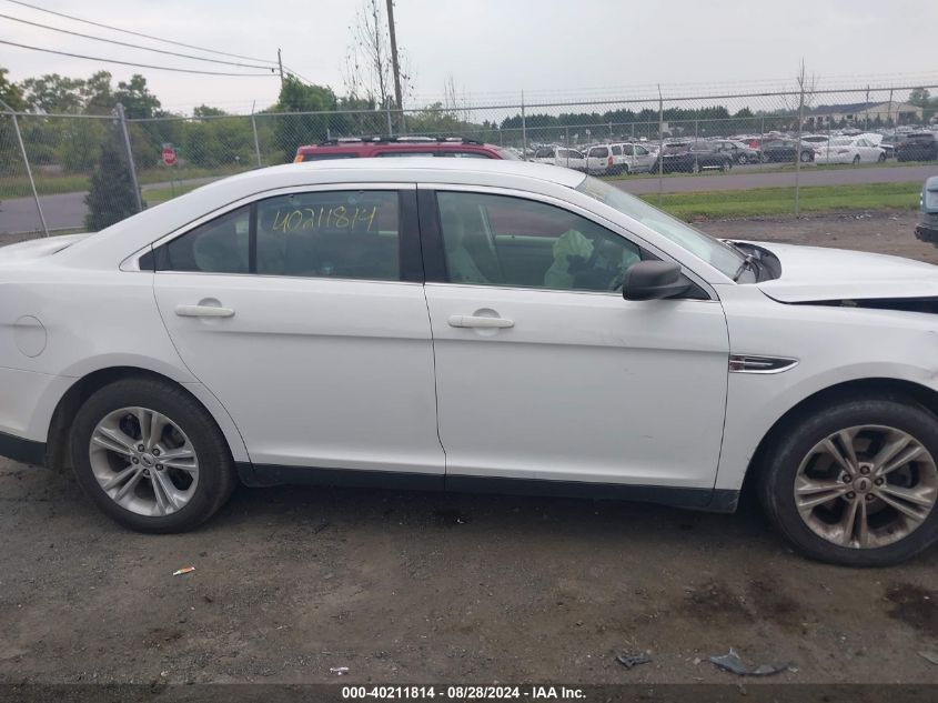 1FAHP2D83JG142142 2018 Ford Taurus Se