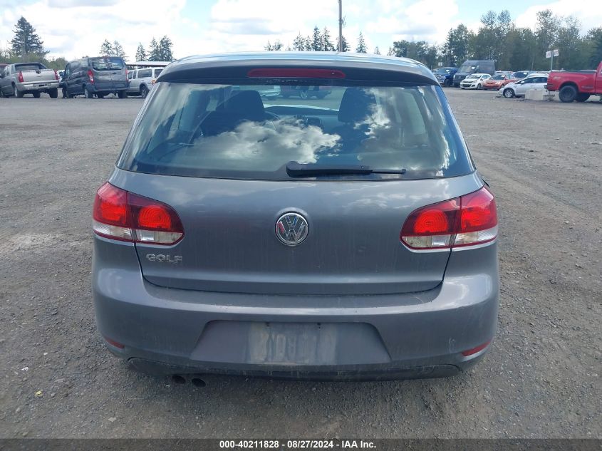 2010 Volkswagen Golf 2-Door VIN: WVWAB7AJ2AW086263 Lot: 40211828