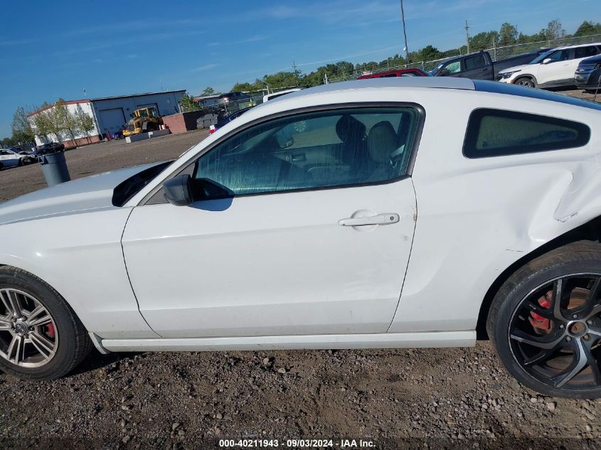 2014 FORD MUSTANG V6 - 1ZVBP8AM0E5217012