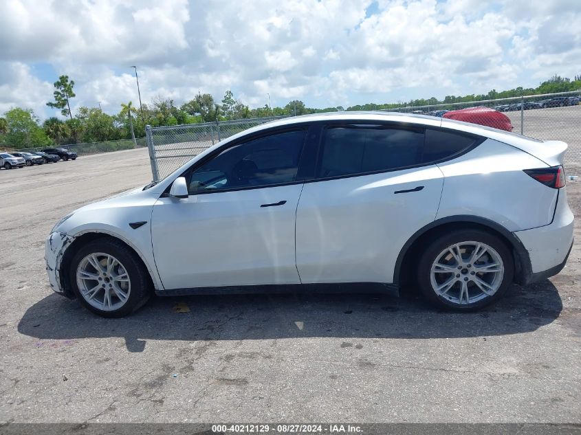 2021 Tesla Model Y Standard Range Rear-Wheel Drive VIN: 5YJYGDED2MF103364 Lot: 40212129