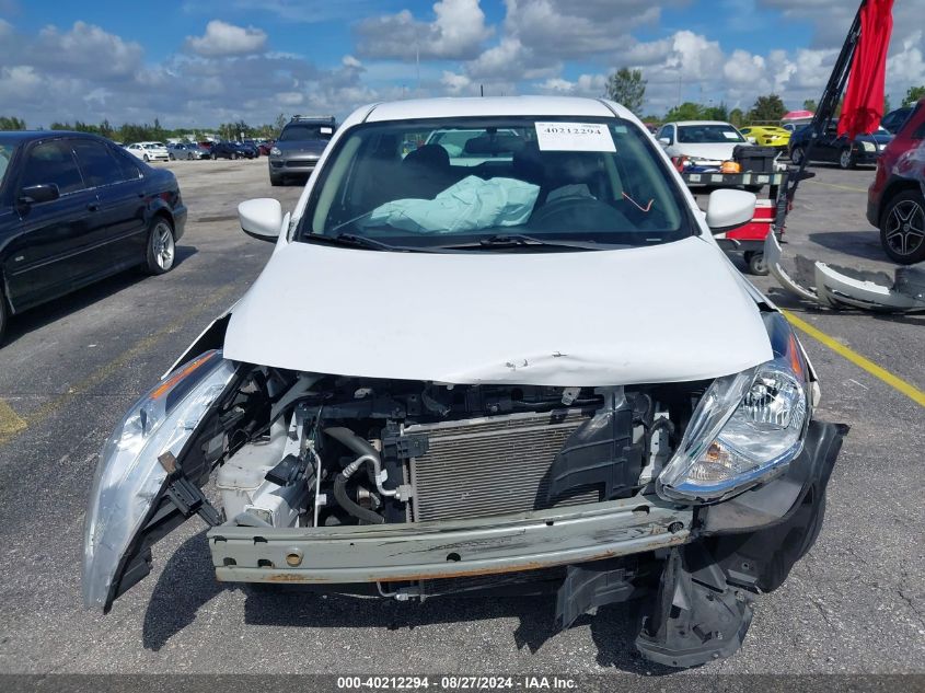 3N1CN7APXJL883938 2018 Nissan Versa 1.6 Sv