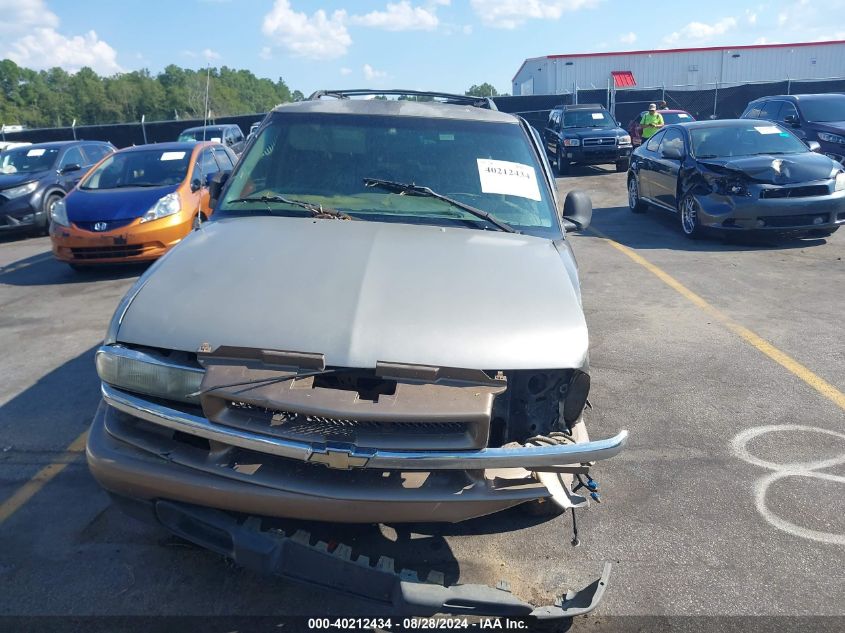 1998 Chevrolet Blazer Lt VIN: 1GNCS13W0W2266507 Lot: 40212434