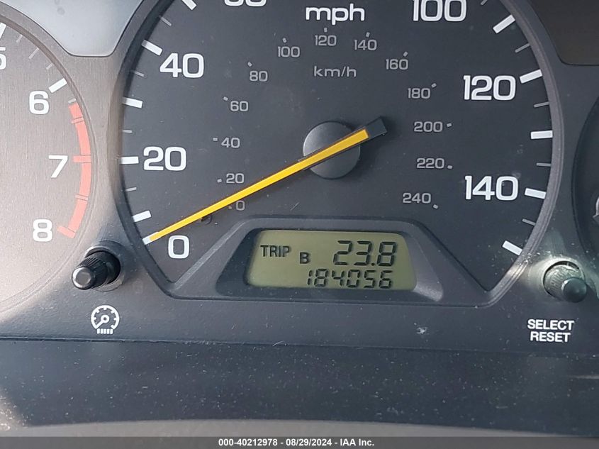 2000 Honda Accord 3.0 Lx VIN: 1HGCG1642YA047126 Lot: 40212978