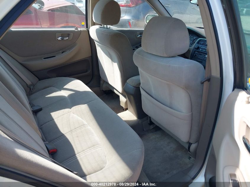 2000 Honda Accord 3.0 Lx VIN: 1HGCG1642YA047126 Lot: 40212978