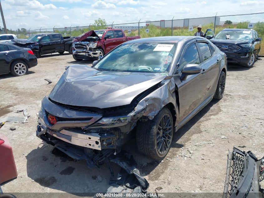 4T1G11AK8NU664110 2022 TOYOTA CAMRY - Image 2