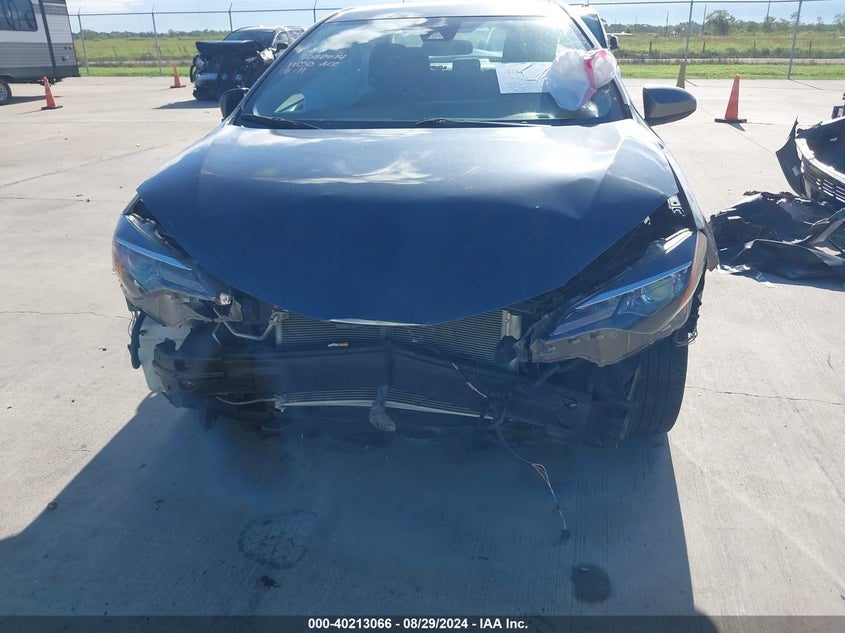 2018 TOYOTA COROLLA VIN: 5YFBURHE6JP809575