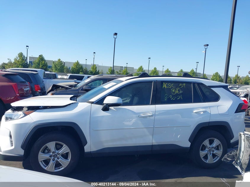 2021 TOYOTA RAV4 XLE - 2T3W1RFV2MW110094