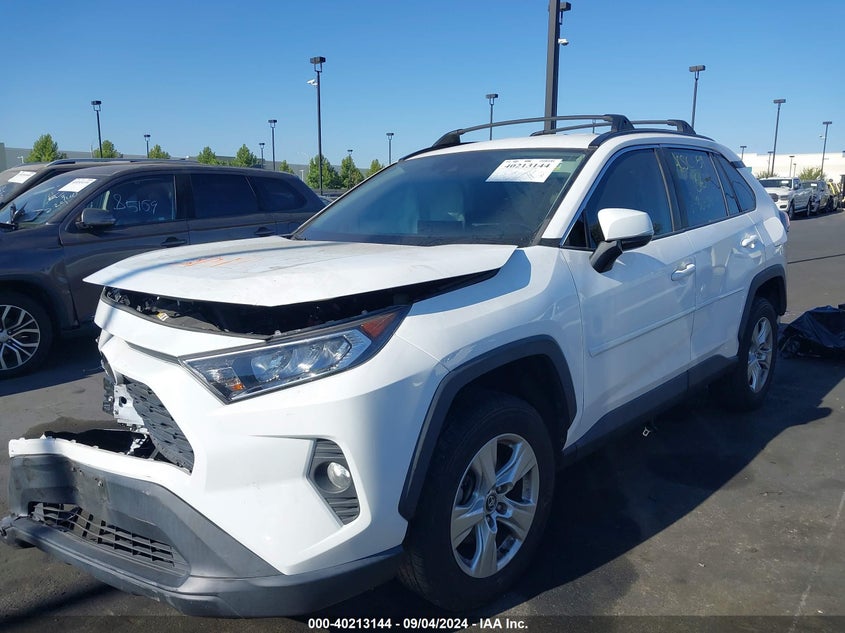 2021 TOYOTA RAV4 XLE - 2T3W1RFV2MW110094