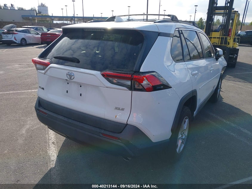 2021 TOYOTA RAV4 XLE - 2T3W1RFV2MW110094