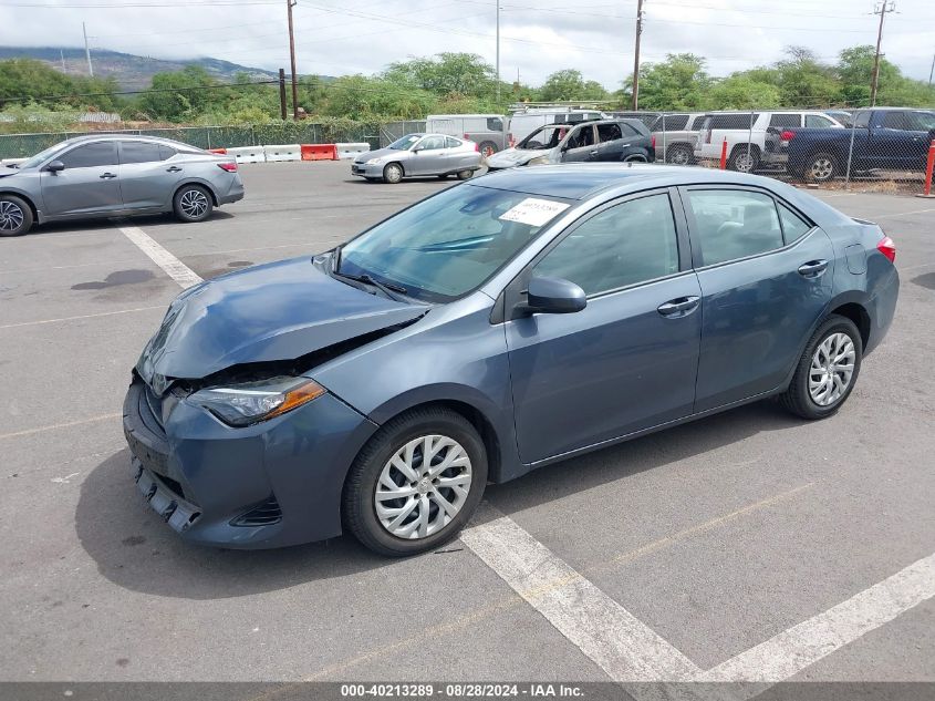 5YFBURHE7HP593844 2017 TOYOTA COROLLA - Image 2