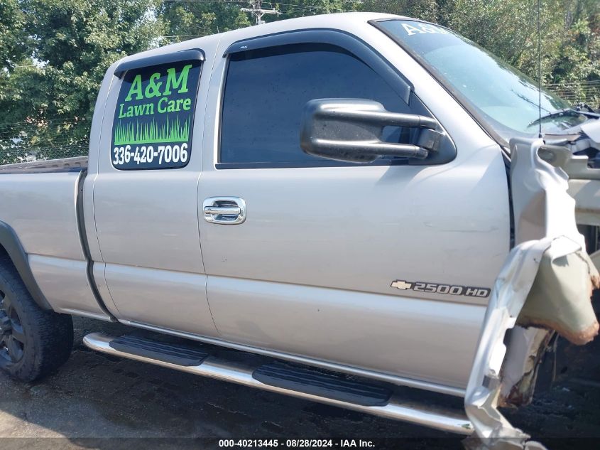 2006 Chevrolet Silverado 2500Hd Work Truck VIN: 1GCHK29U36E239553 Lot: 40213445