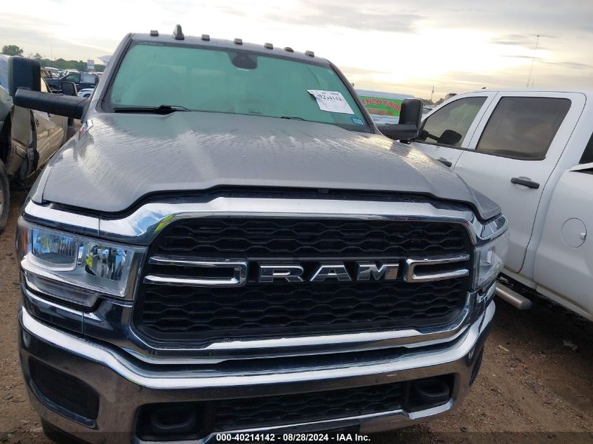 2022 Ram 2500 Tradesman 4X4 6'4 Box VIN: 3C6UR5CJ3NG326667 Lot: 40214142