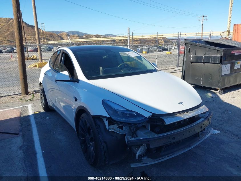 7SAYGDEF5NF516921 2022 TESLA MODEL Y - Image 1