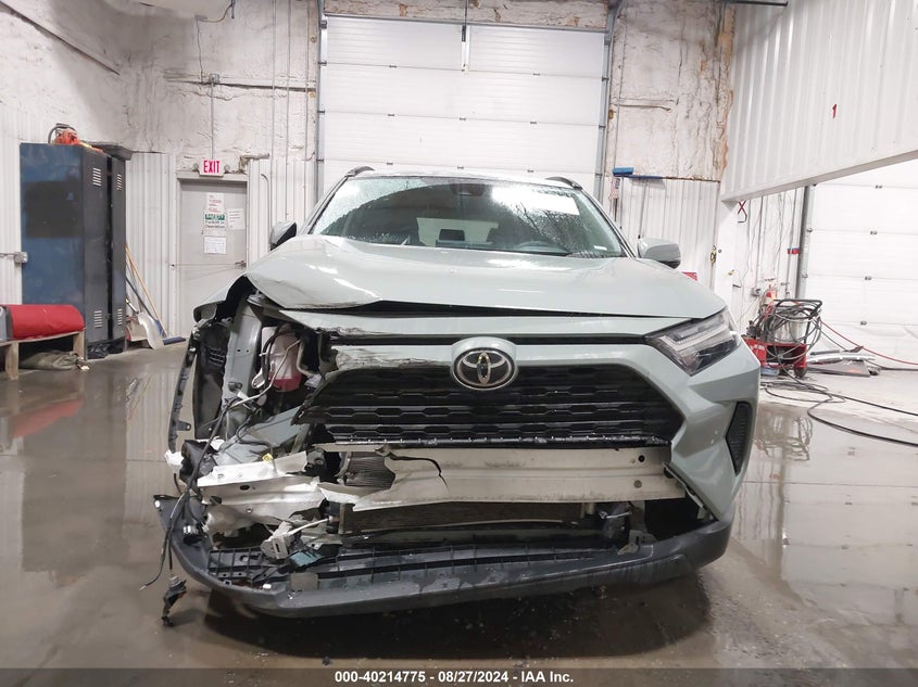 VIN 2T3W1RFV0PW272150 2023 TOYOTA RAV4 XLE