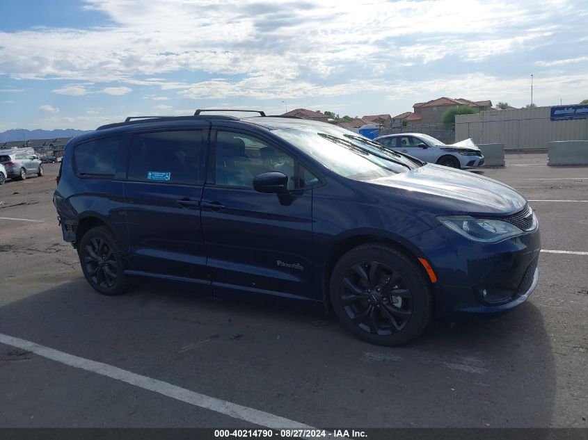 2018 Chrysler Pacifica Touring L Plus VIN: 2C4RC1EG3JR320950 Lot: 40214790