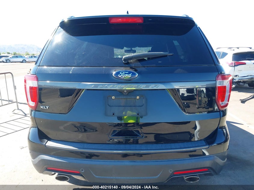 VIN 1FM5K7D84JGA24959 2018 FORD EXPLORER XLT