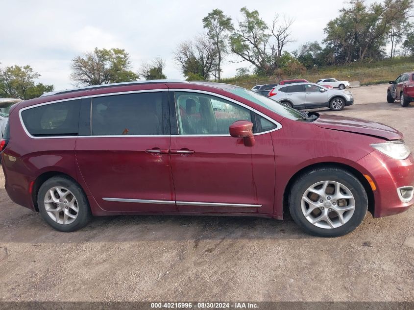 2018 Chrysler Pacifica Touring L VIN: 2C4RC1BG1JR112358 Lot: 40215996