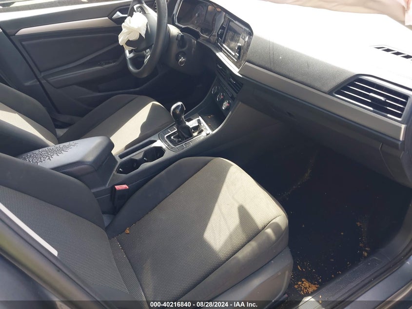 VIN 3VWCB7BUXKM144877 2019 VOLKSWAGEN JETTA 1.4T R-LINE/1.4T S/1.4T SE