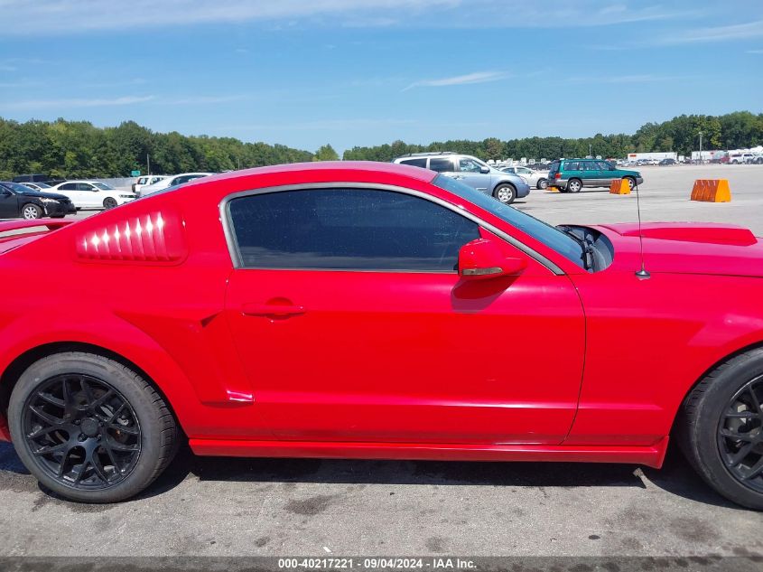 2005 Ford Mustang V6 Deluxe/V6 Premium VIN: 1ZVFT80N455174401 Lot: 40217221