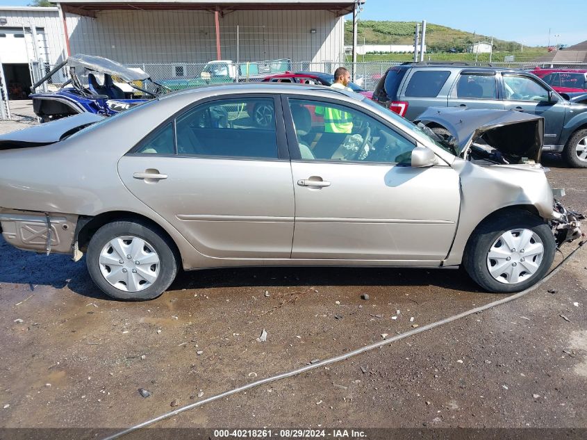 2003 Toyota Camry Le VIN: 4T1BE32K83U781143 Lot: 40218261