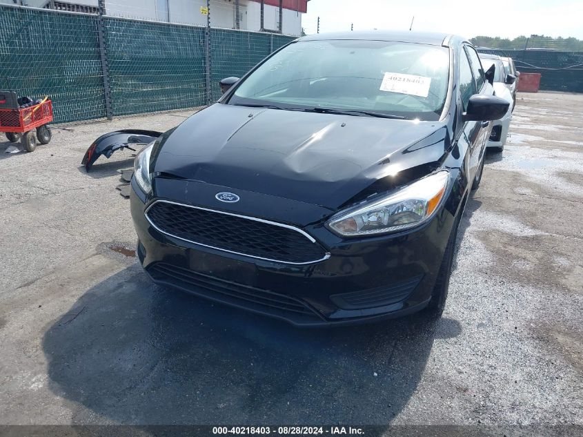 2018 Ford Focus Se VIN: 1FADP3K27JL275772 Lot: 40218403