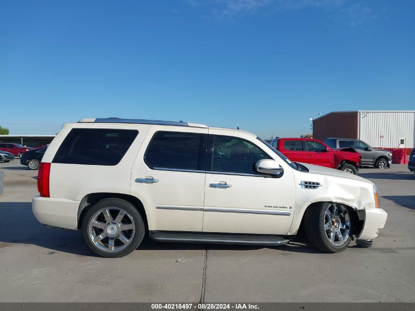 2008 Cadillac Escalade Standard VIN: 1GYEC63868R129105 Lot: 40218497