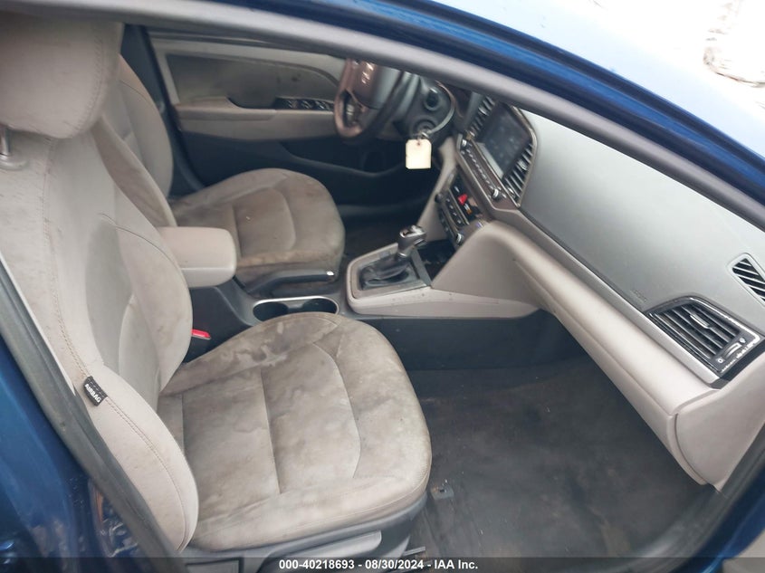 VIN 5NPD84LF1JH253804 2018 HYUNDAI ELANTRA SEL