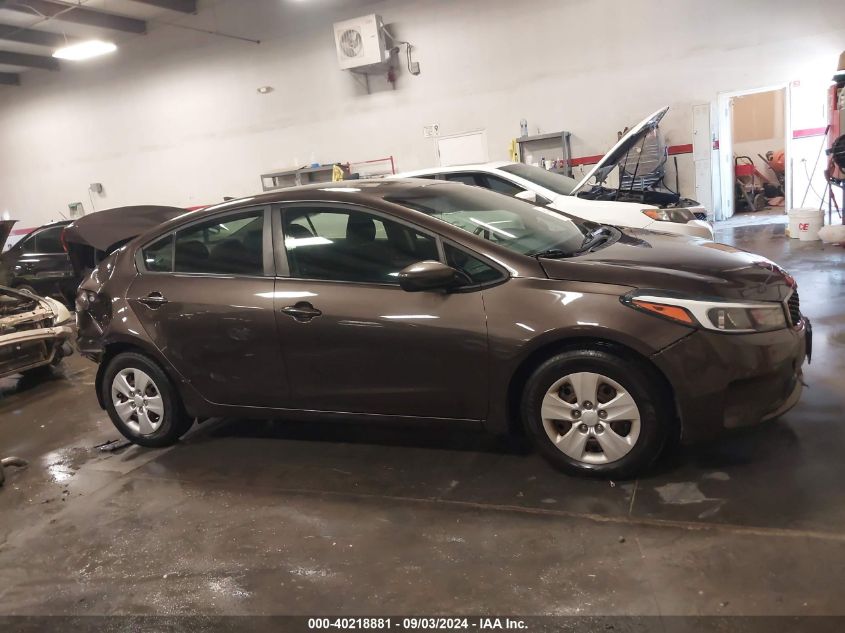 2018 Kia Forte Lx VIN: 3KPFL4A70JE197216 Lot: 40218881