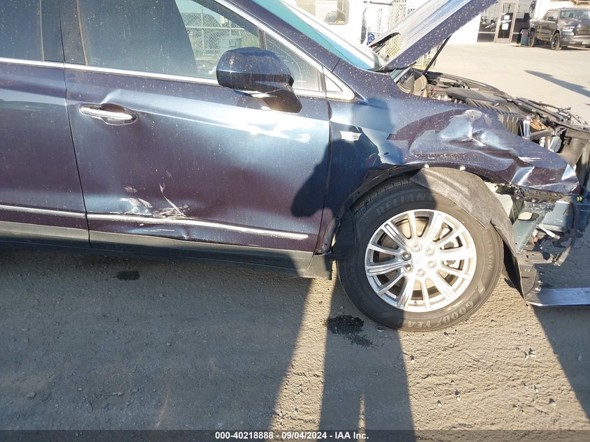 VIN 1GYKNARS3HZ250418 2017 CADILLAC XT5 STANDARD