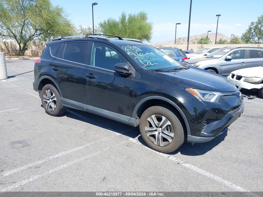 TOYOTA RAV4 LE 2017