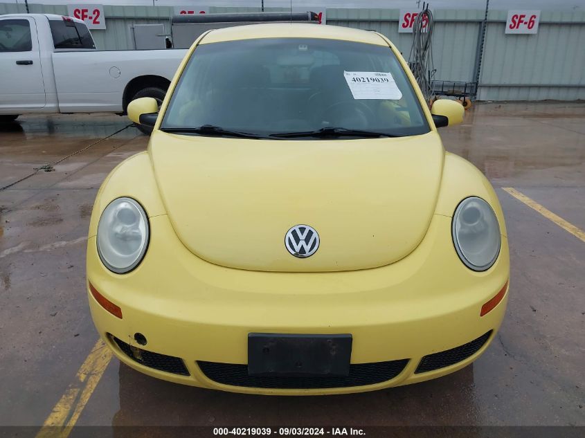 2009 Volkswagen New Beetle 2.5L VIN: 3VWPW31C89M515584 Lot: 40219039