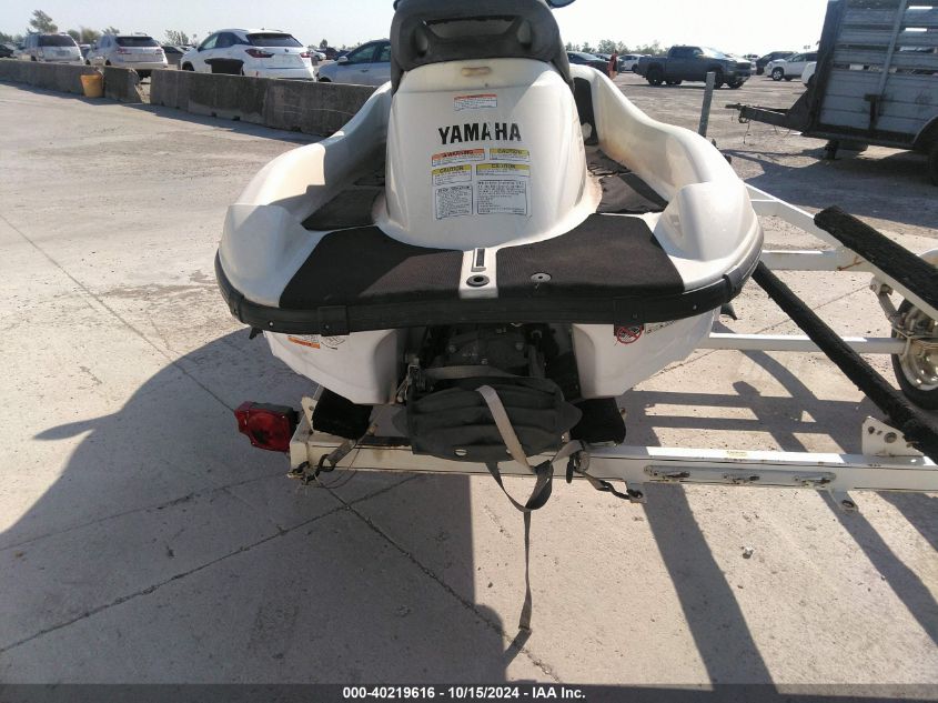 2000 Yamaha Waverunner VIN: YAMA4307K900 Lot: 40219616