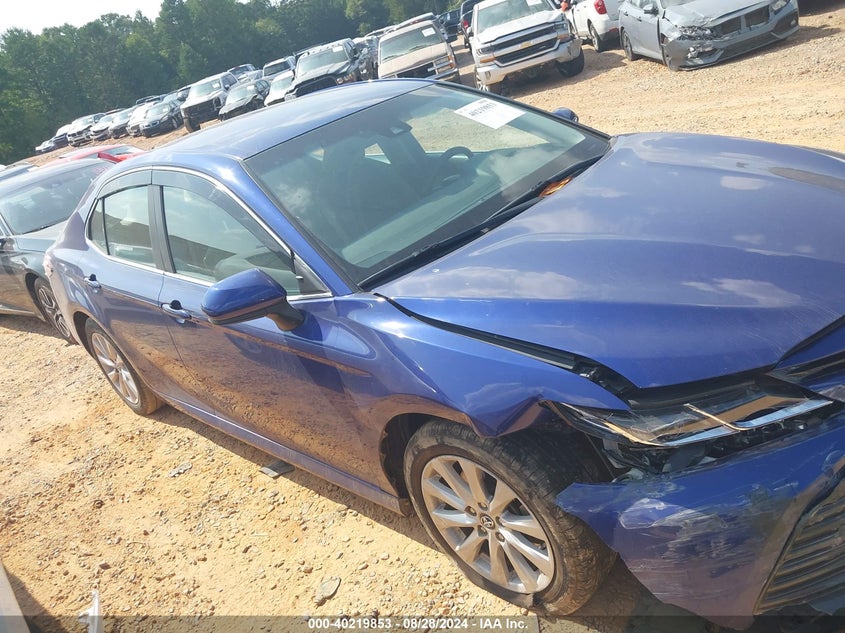 2018 TOYOTA CAMRY LE - 4T1B11HK4JU660582