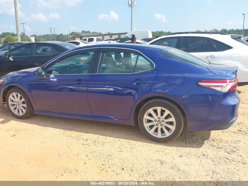 2018 TOYOTA CAMRY LE - 4T1B11HK4JU660582